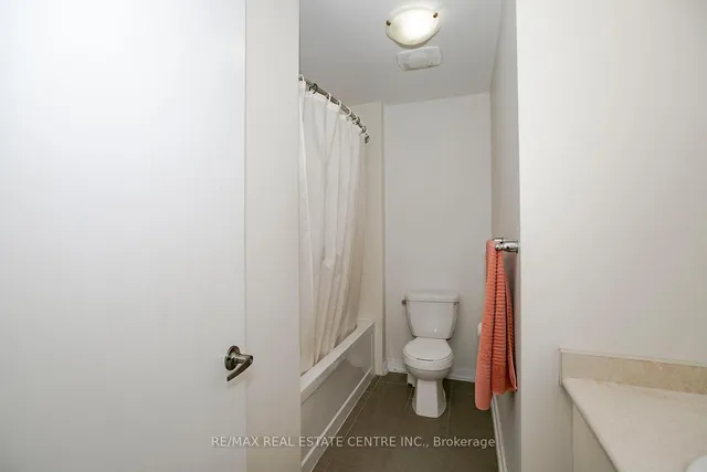 Additional image 20 of 8 Edsel Rd