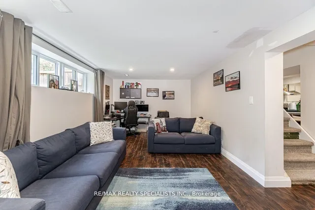 Additional image 12 of 3 Allan Park Rd