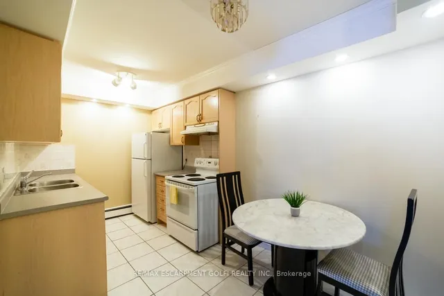 Additional image 9 of 30 Summit Ave Unit 501