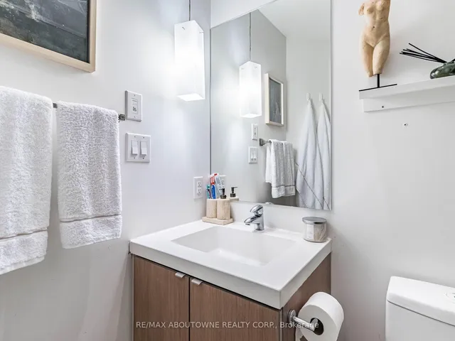 Additional image 12 of 8 The Esplanade St Unit 802