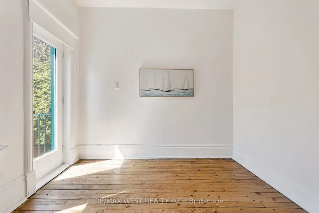 Additional image 20 of 17 Melbourne Ave