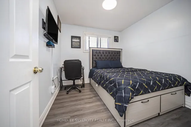 Additional image 24 of 4 Benstrow Ave