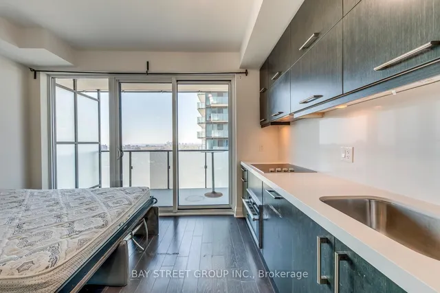 Additional image 7 of 1080 Bay St Unit 2707