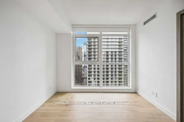 Additional image 19 of 38 Widmer St Unit 3907