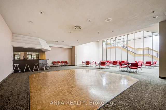 Additional image 38 of 225 Bamburgh Circ Unit 512