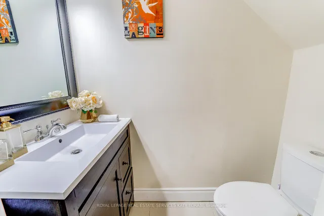 Additional image 16 of 603 Spadina Rd