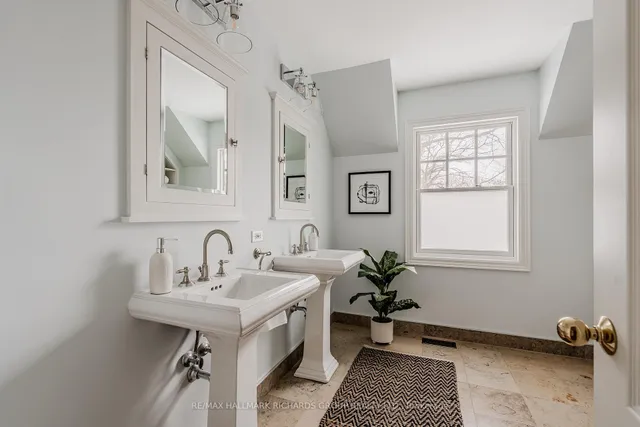 Additional image 13 of 148 Balsam Ave