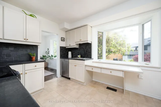 Additional image 11 of 811 Teal Dr