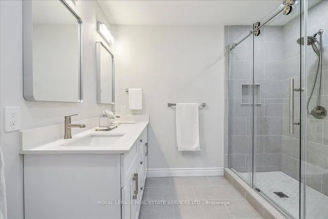 Additional image 16 of 2250 Rockingham Dr Unit 10