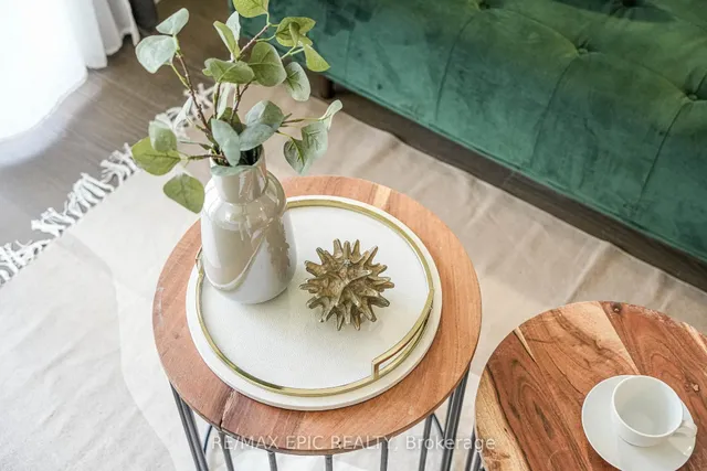 Additional image 20 of 11 Wellesley St Unit 909