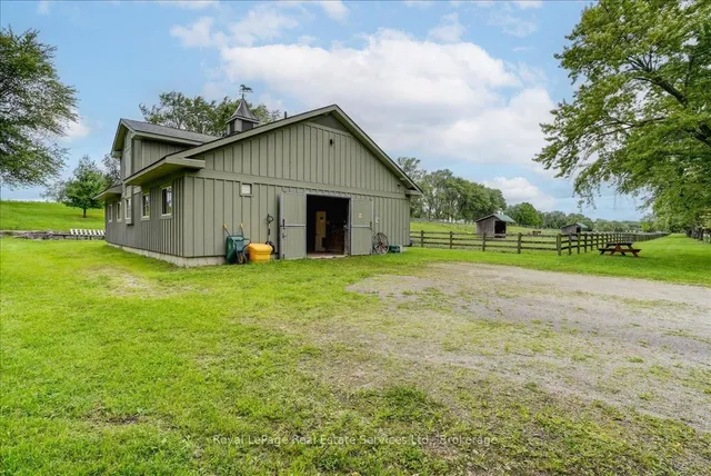 Additional image 44 of 6150 WALKERS Line