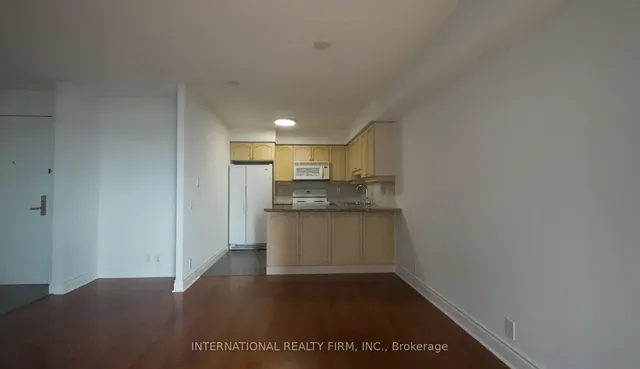 Additional image 4 of 80 Harrison Garden Blvd Unit 924