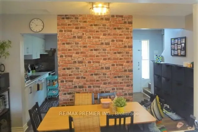 Additional image 7 of 246 John Garland Blvd Unit 43