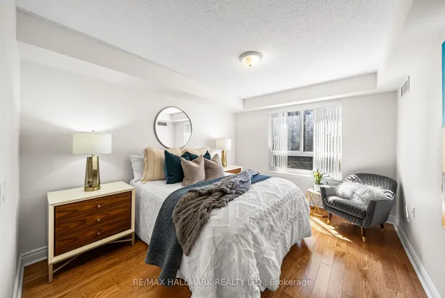 Additional image 20 of 12 Rean Dr Unit 403