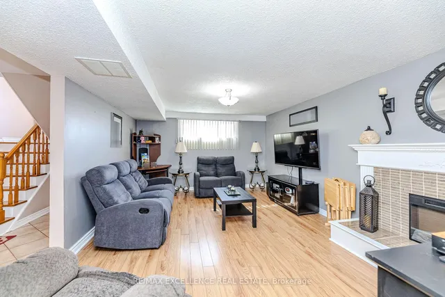 Additional image 28 of 24 Linkdale Rd