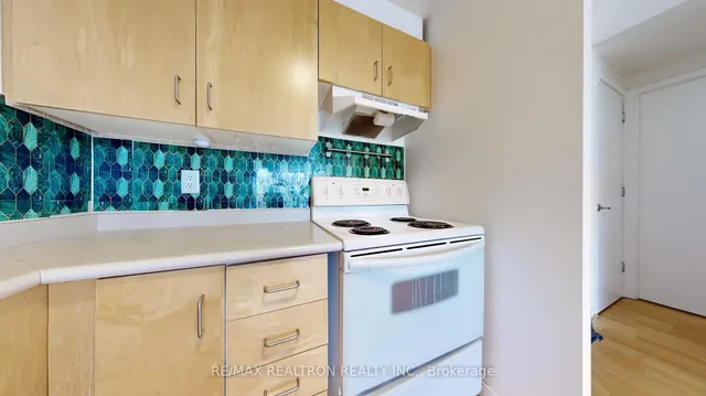 Additional image 18 of 281 Mutual St Unit 1506