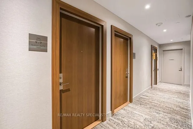 Additional image 2 of 1926 Lakeshore Blvd Unit 3711