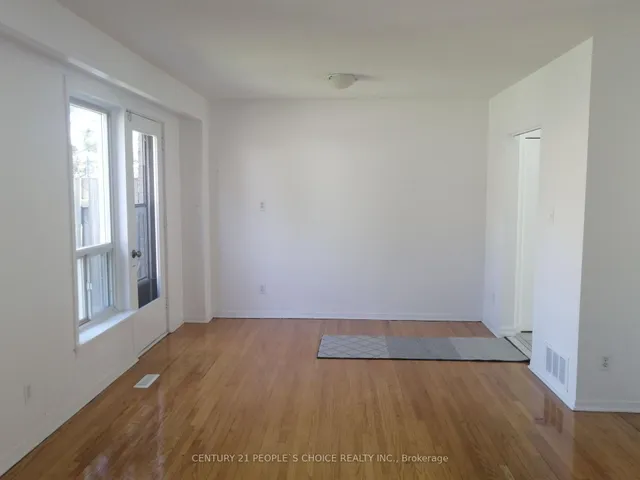 Additional image 8 of 17 Gosford Blvd Unit 9