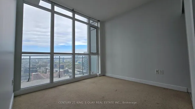 Additional image 22 of 21 Iceboat Terr Unit ph01