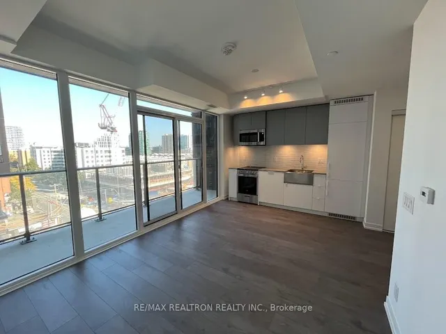 Additional image 7 of 270 Dufferin St Unit 602