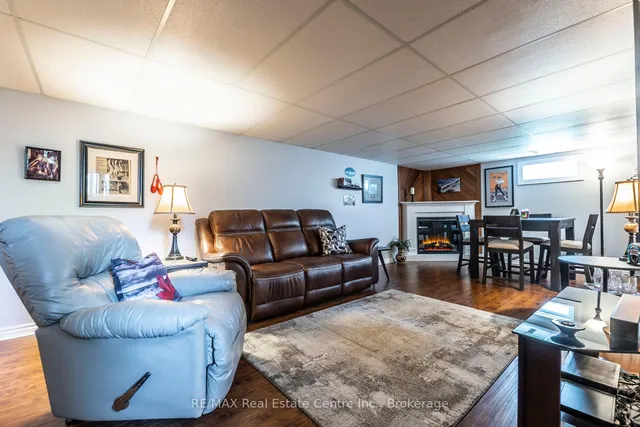 Additional image 9 of 3201 Centennial Dr