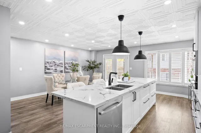 Additional image 14 of 955 King Rd Unit 7