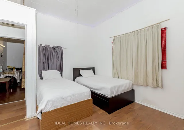 Additional image 10 of 184 Queen St