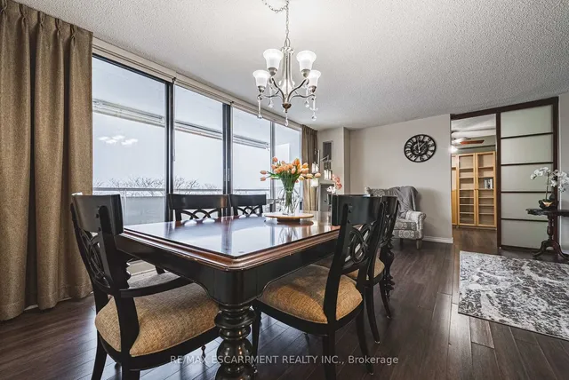 Additional image 9 of 2055 UPPER MIDDLE Rd Unit 304