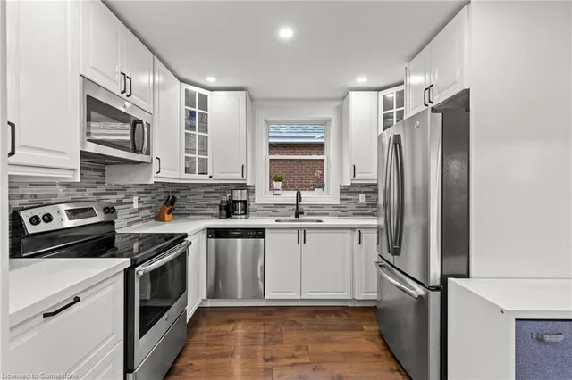 Additional image 14 of 169 Huxley Ave