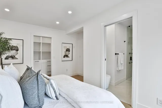 Additional image 22 of 29 Dingwall Ave