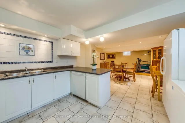 Additional image 43 of 32 Odeon St