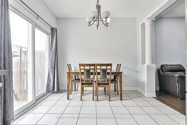 Additional image 13 of 43 Crystalview Cres