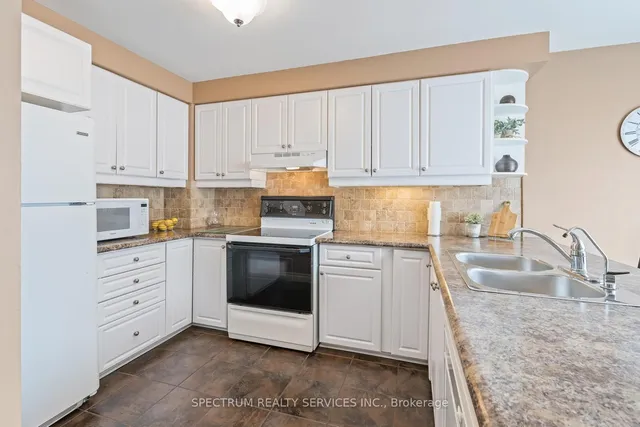 Additional image 12 of 98 Mikado Cres