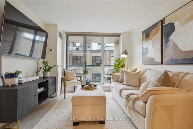 Additional image 3 of 311 Richmond St Unit 701