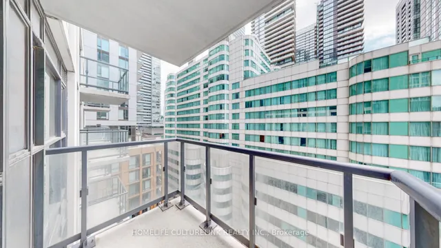 Additional image 34 of 87 Peter St Unit 1417