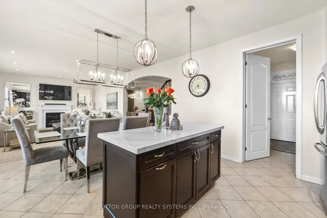 Additional image 18 of 925 Dice Way