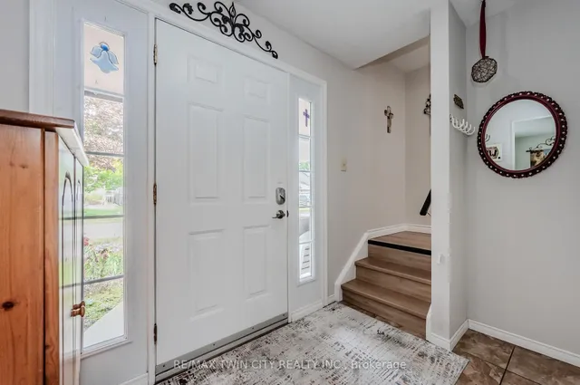 Additional image 7 of 136 St Jerome Cres