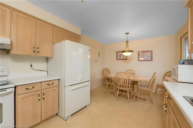 Additional image 19 of 31 Green Forest Dr