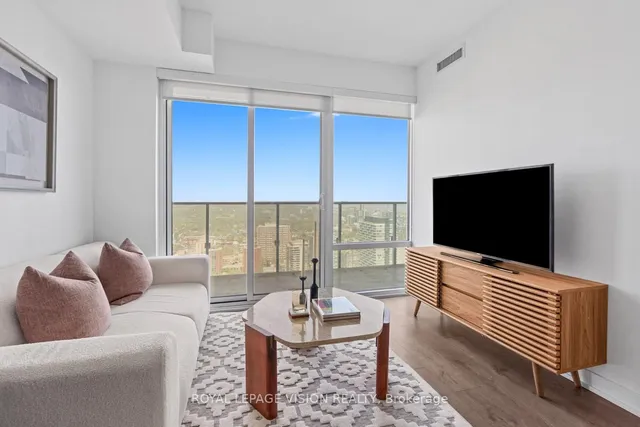 Additional image 6 of 501 Yonge St Unit 4508