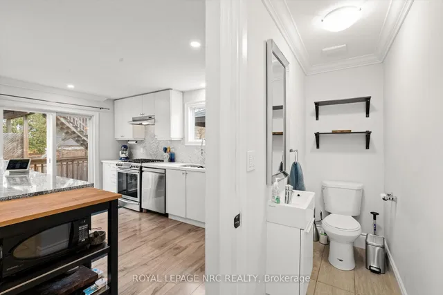 Additional image 17 of 15 East 24th St