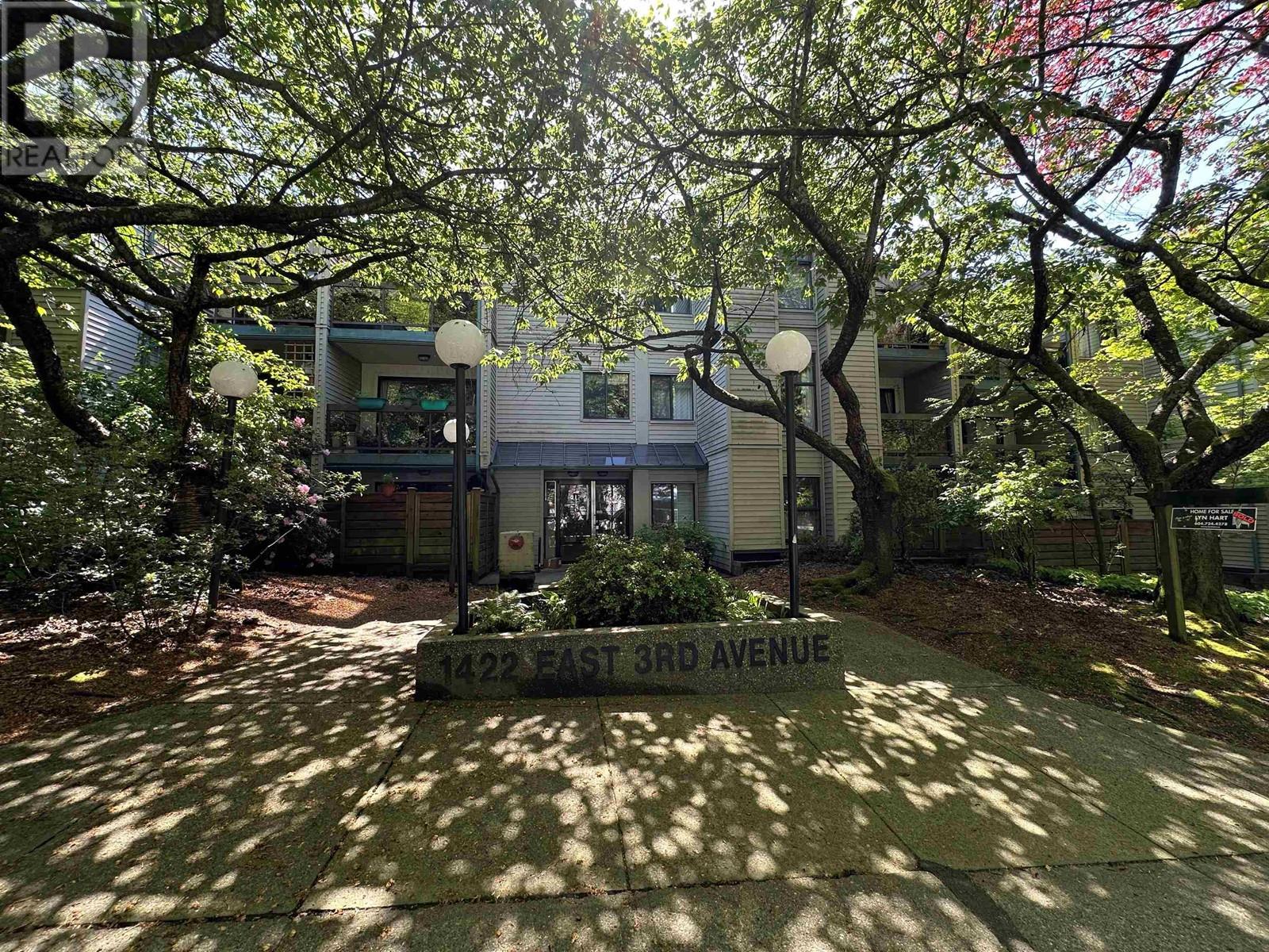 309 1422 E 3RD AVENUE|Vancouver, British Columbia V5N5R5