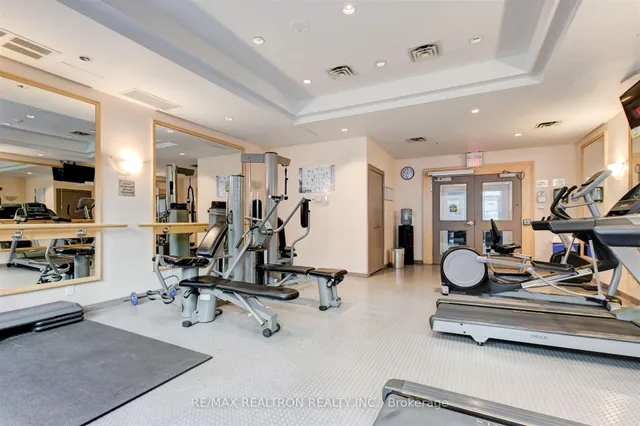 Additional image 30 of 212 Eglinton Ave Unit 803