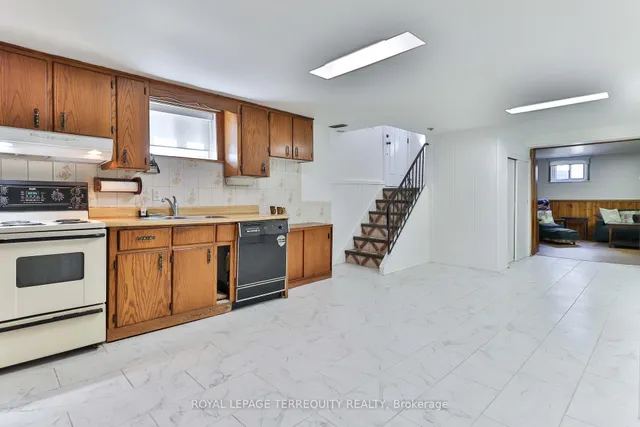 Additional image 23 of 154 Tower Dr