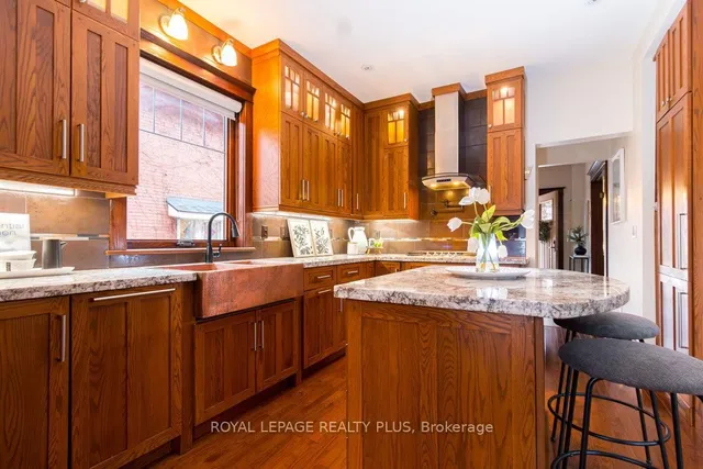 Additional image 13 of 214 Sherman Ave