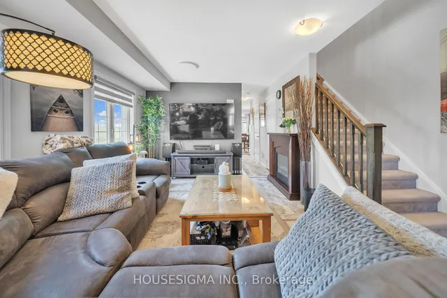 Additional image 14 of 388 Old Huron Rd Unit 24B