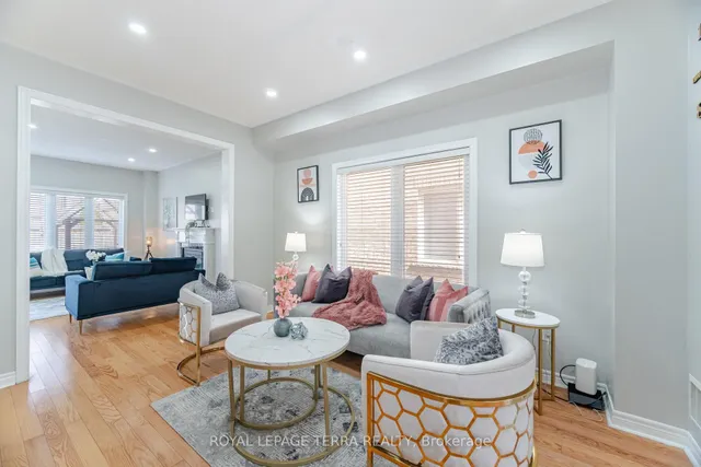 Additional image 8 of 15 Versailles Cres