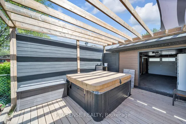 Additional image 41 of 8 Vanderbrent Cres