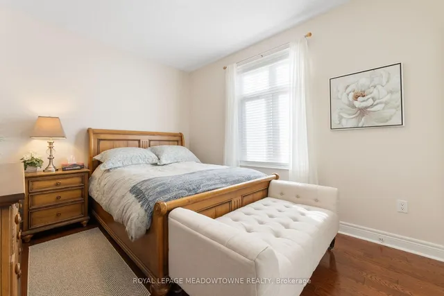 Additional image 35 of 3 Mcnutt St