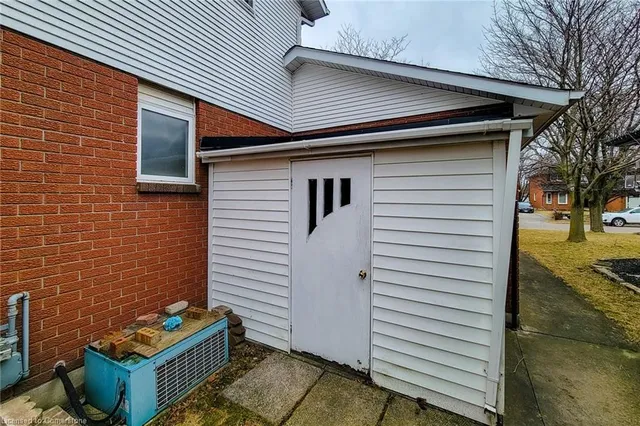 Additional image 35 of 251 Alderlea Ave