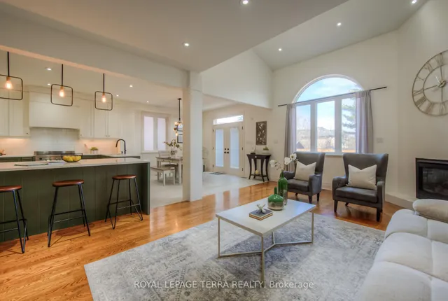 Additional image 9 of 217 1/2 Federal St